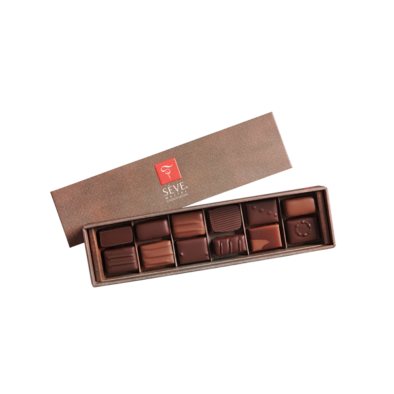 Un Chocolat Chaud Riche Et Crémeux Garni De Mini Guimauve