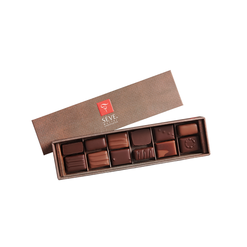 Boite de chocolats artisanales. Chocolatier, producteurs d'idées en chocolat.  Chocolats de Noël, chocolats de…