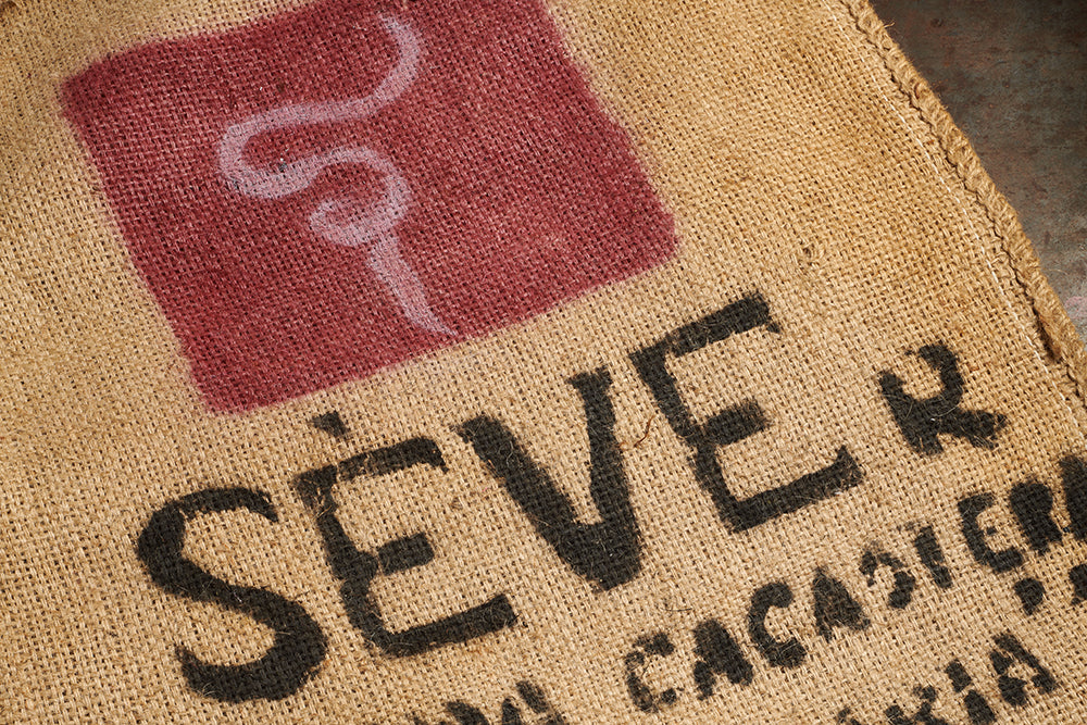 Sac en toile de jute vintage