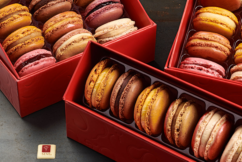 Ecrin rouge de Macarons sucrés