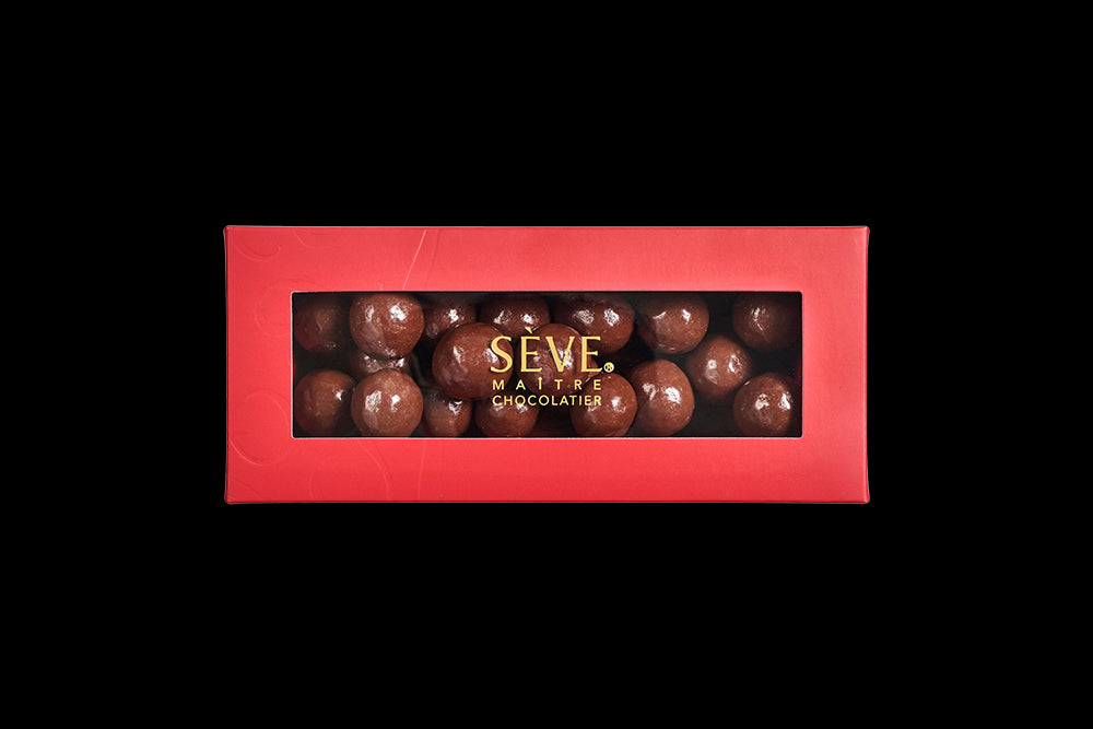 Noisettes enrobées de chocolat au lait