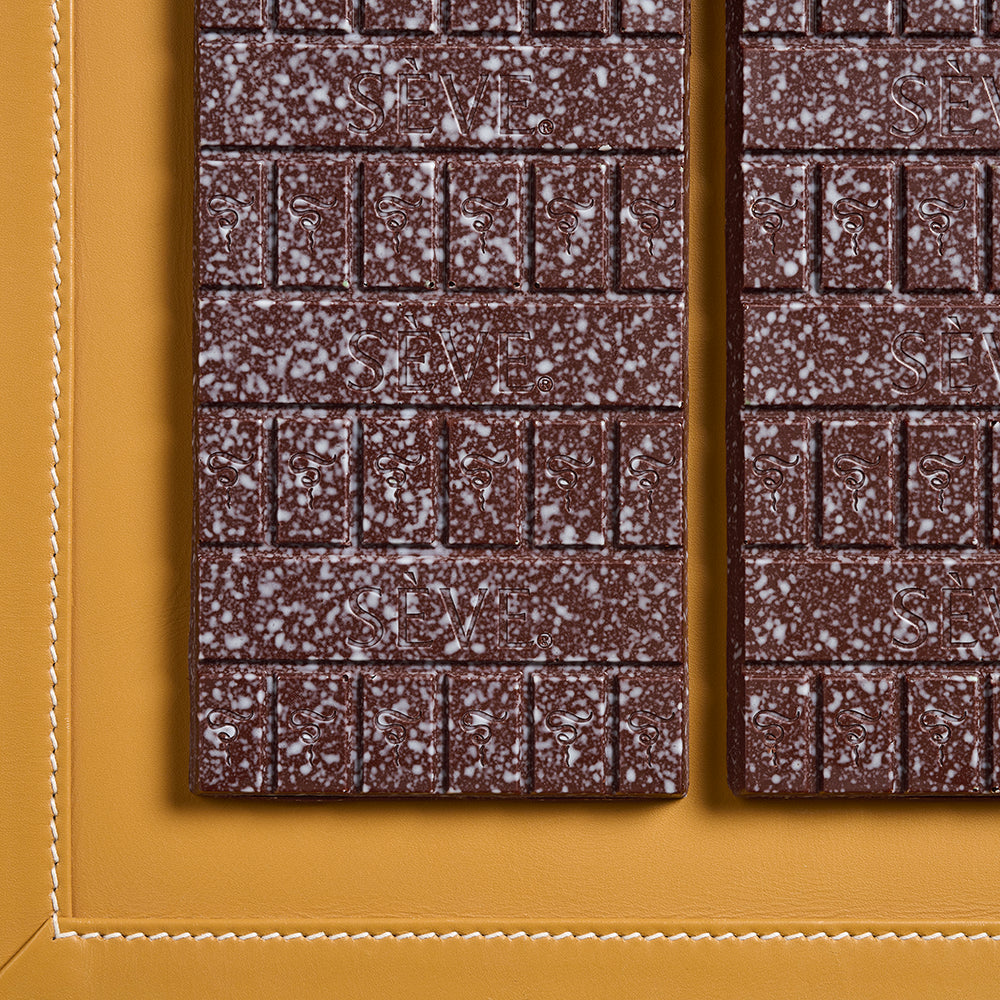Tablette de chocolat noir fourrée au Praliné Coco