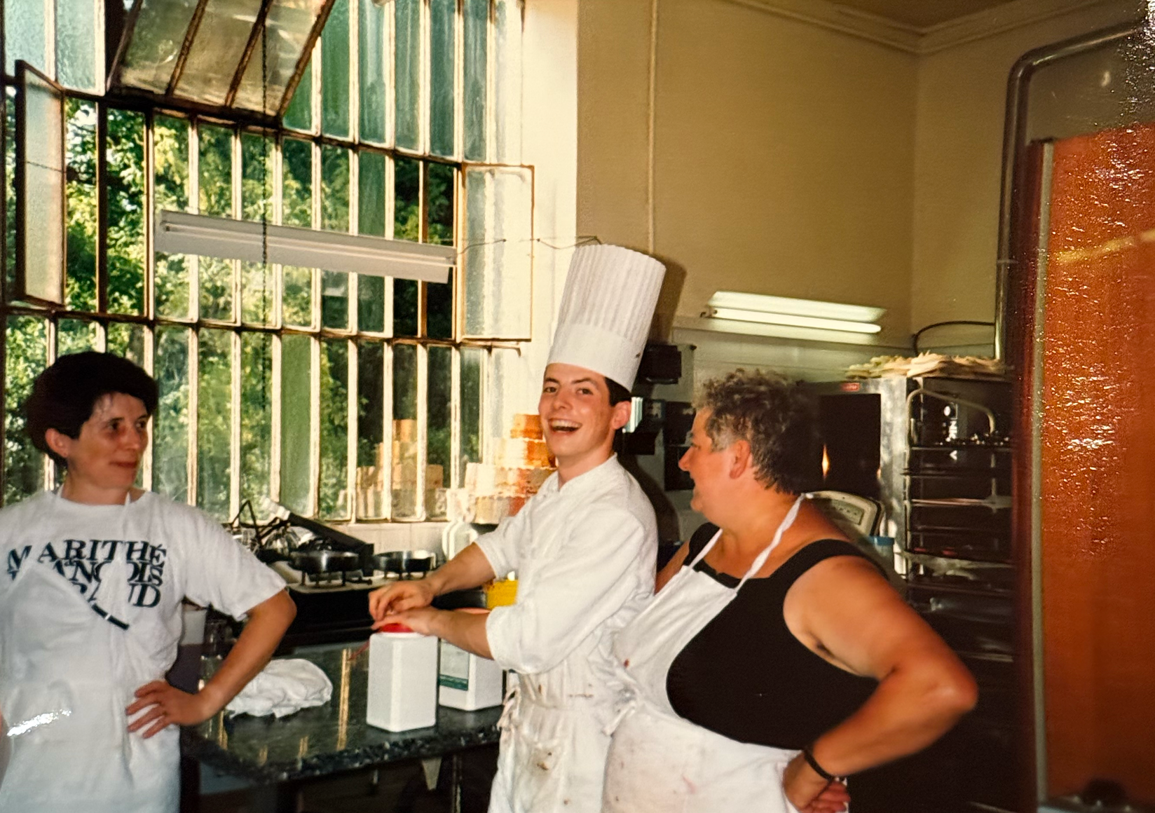 La_famille_Seve_en_1991_-_Champagne_au_Mont_d_Or.png