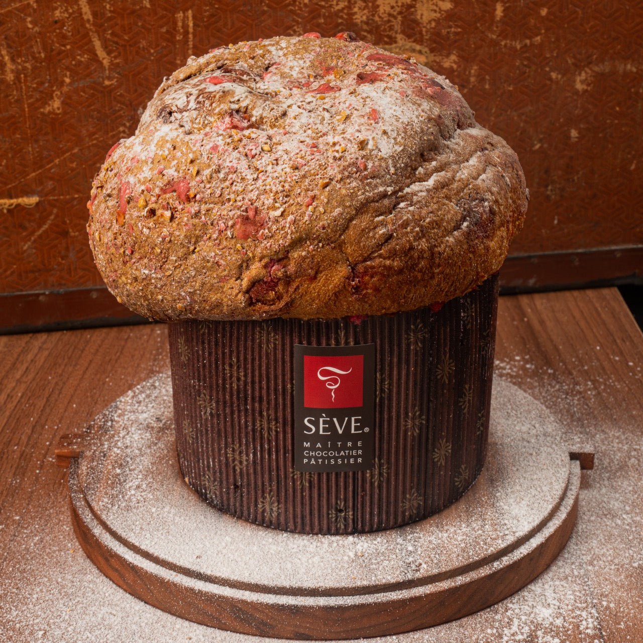 Panettone_aux_pralines_-_Seve_-_Ambiance_-_Grande_21b3fd6b-8b9f-4d95-906e-b549e95d21af.jpg