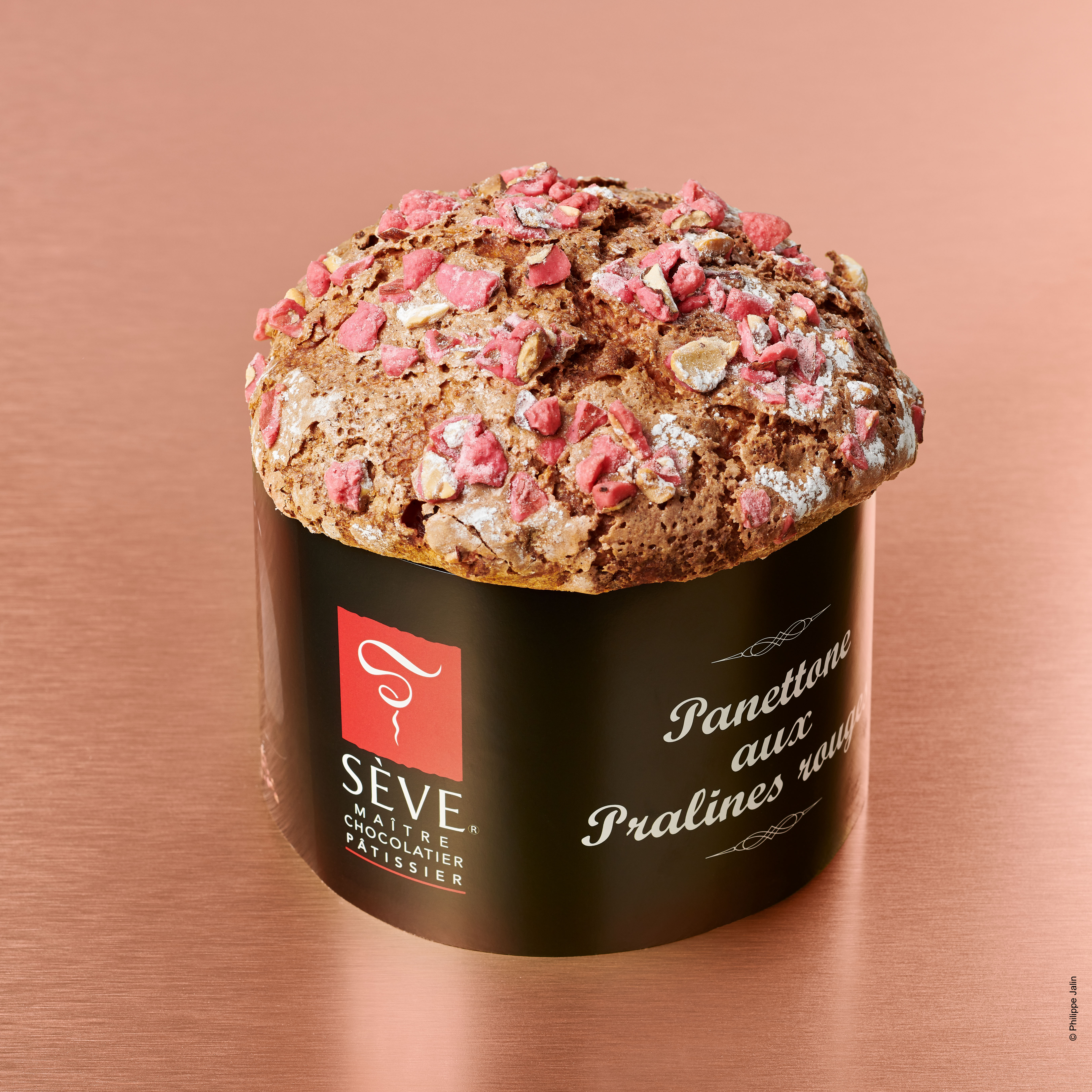 Panettone aux pralines rouges